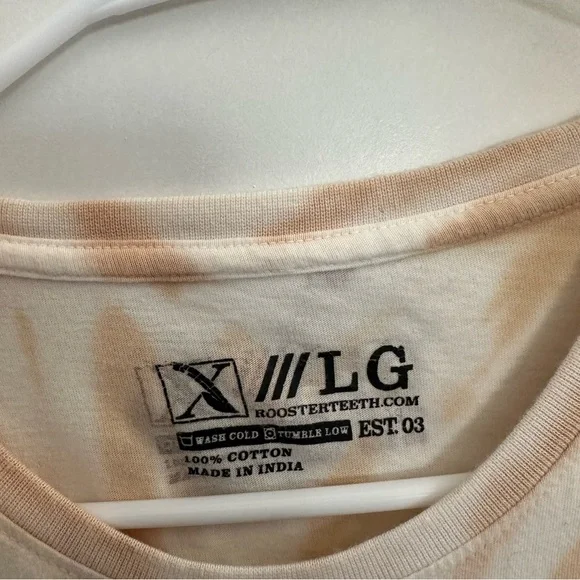 Cream Long Sleeve Shirt with Rooster Design - Picture 4 of 6